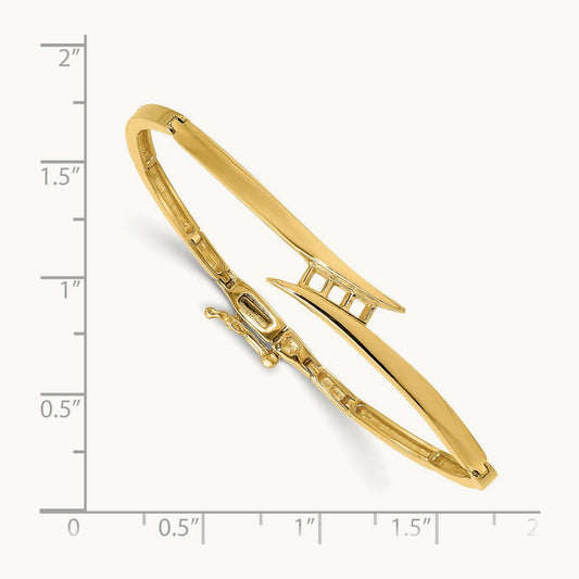 A Diamond Hinged Bangle Bracelet, 14K