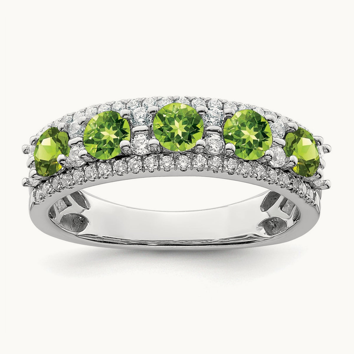 Polished Peridot and Diamond Ring — photo set