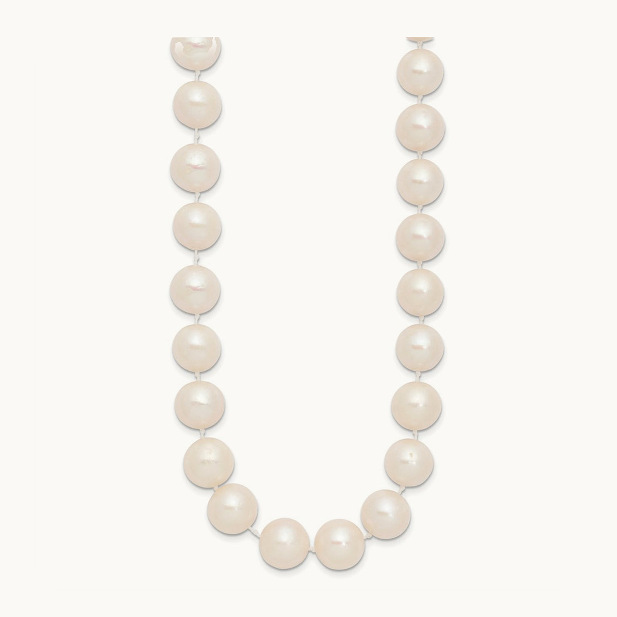 11- White Near Rnd Freshwater Cultured Pearl 18in Necklace, 12mm, 14K