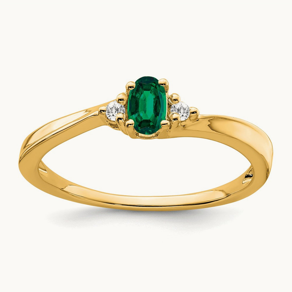 Created Emerald and Diamond Ring — photo set