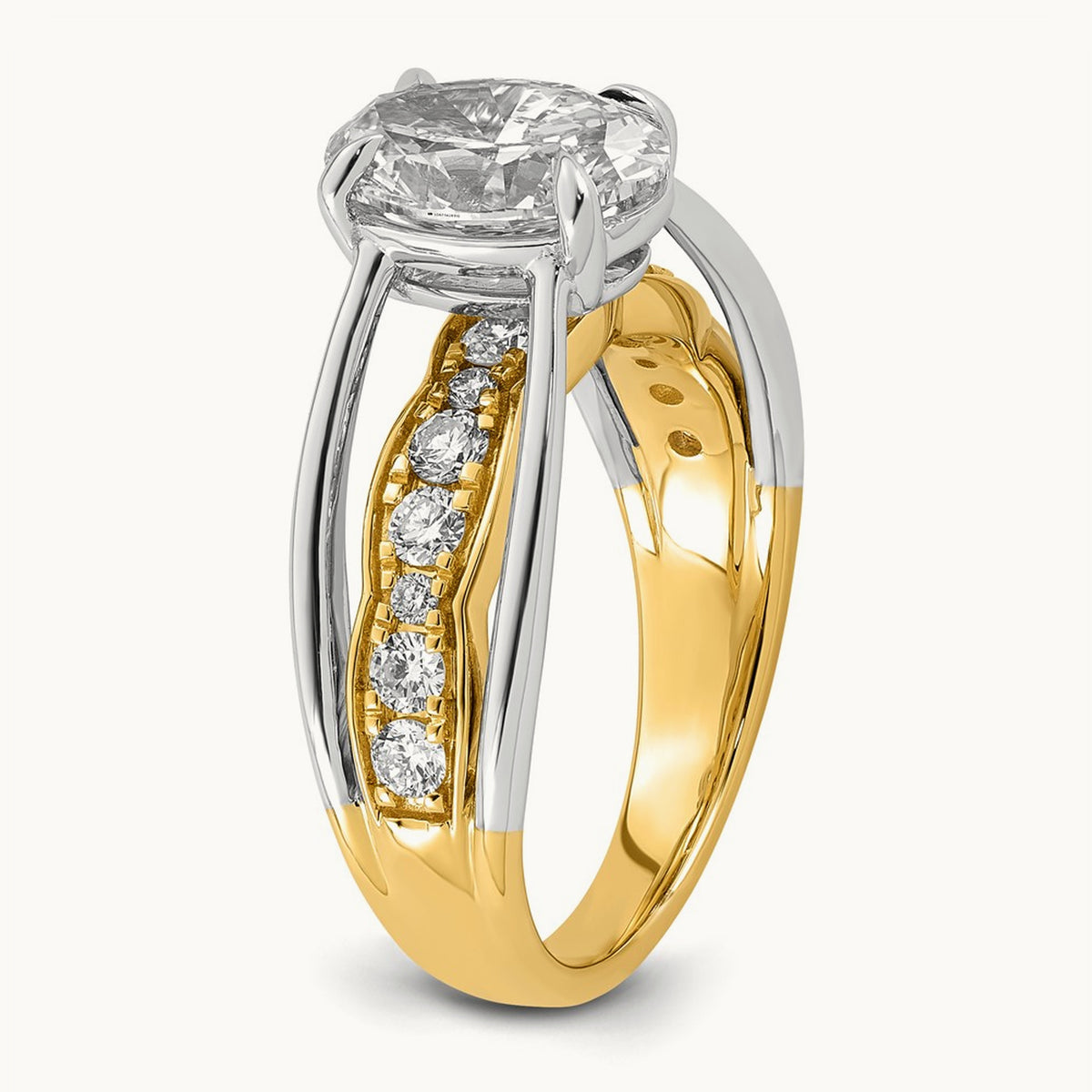 14ktt Certified Oval Center Lab Grown Diamond VS+ F+ Ring