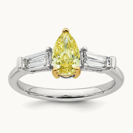 Emma Grace 14ktt Vivid Yellow & Ring, 1 5/8-4 7/8 ct Lab-Grown Diamond