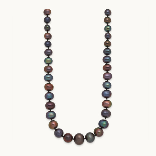 WG 4- Graduated Near Rnd Black FWC Pearl 18in Necklace, 10mm, 14K
