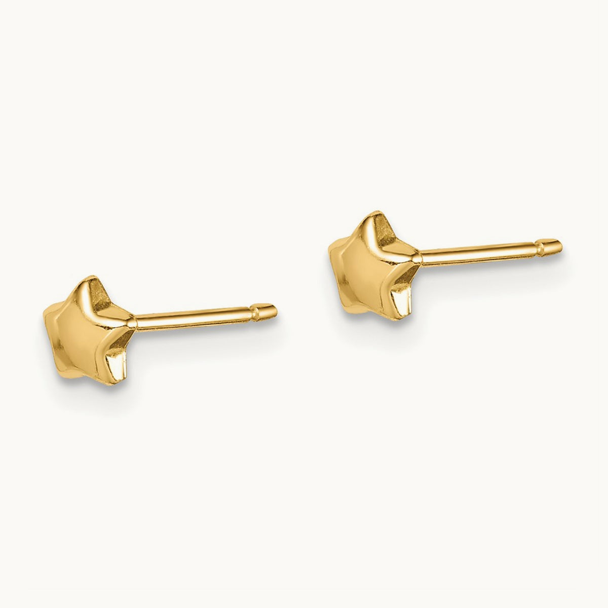 Madi K Star Post Earrings — 4.5mm