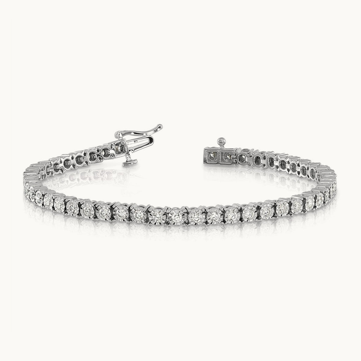 Illusion Setting Diamond Bracelet — 14K White Gold