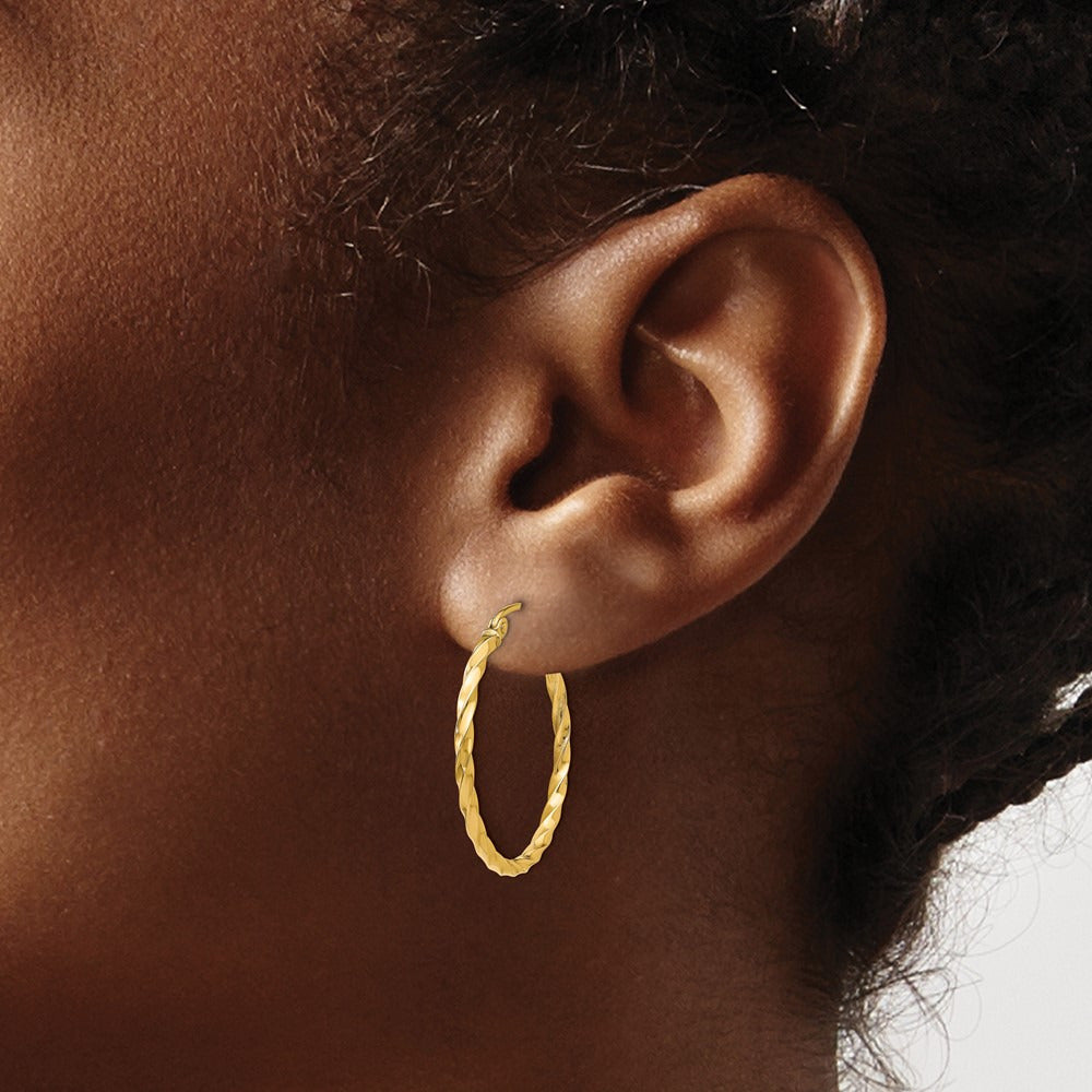 Twist Polished Hoop Earring — 22mm