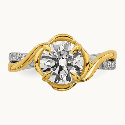 14ktt Certified Round Center Lab Grown Diamond VS+ F+ Ring