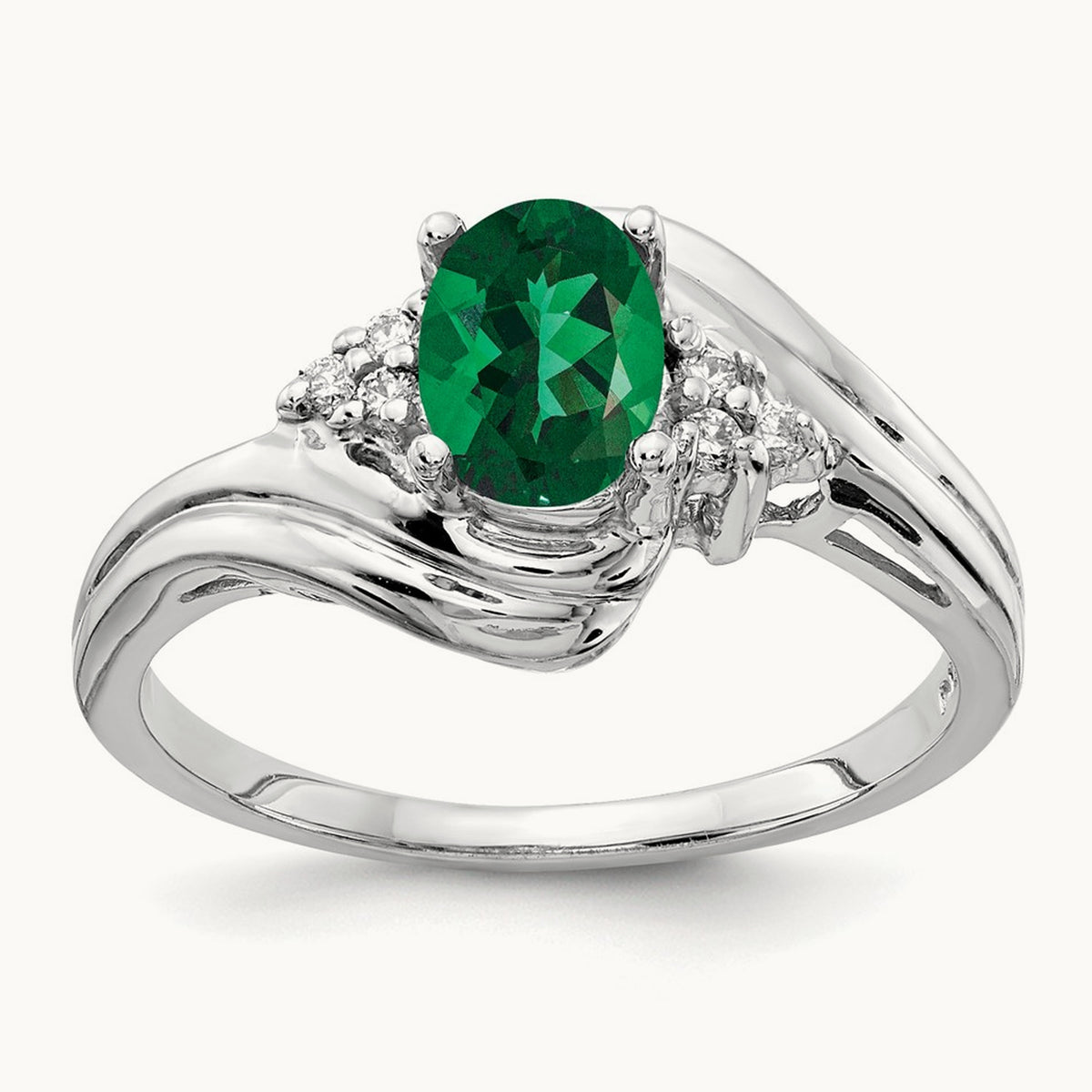 Oval Mount St. Helens AA Diamond ring — photo set