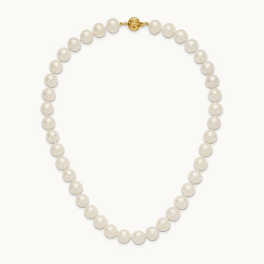 10- Near Rnd Wht Freshwater Cultured Pearl 18in Necklace, 11mm, 14K