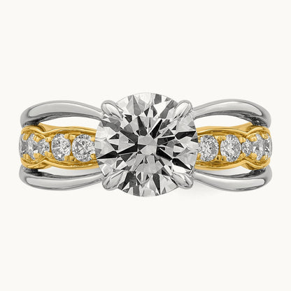 14ktt Certified Round Center Lab Grown Diamond VS+ F+ Ring