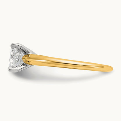 14ktt 1 1/2ct Cert Lab Grown Diamond VS+ F+ Cushion Comp Solitaire Eng Ring