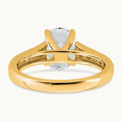 Oval Engagement Ring, 1.75 ct tw Lab-Grown Diamond — 14K Yellow Gold
