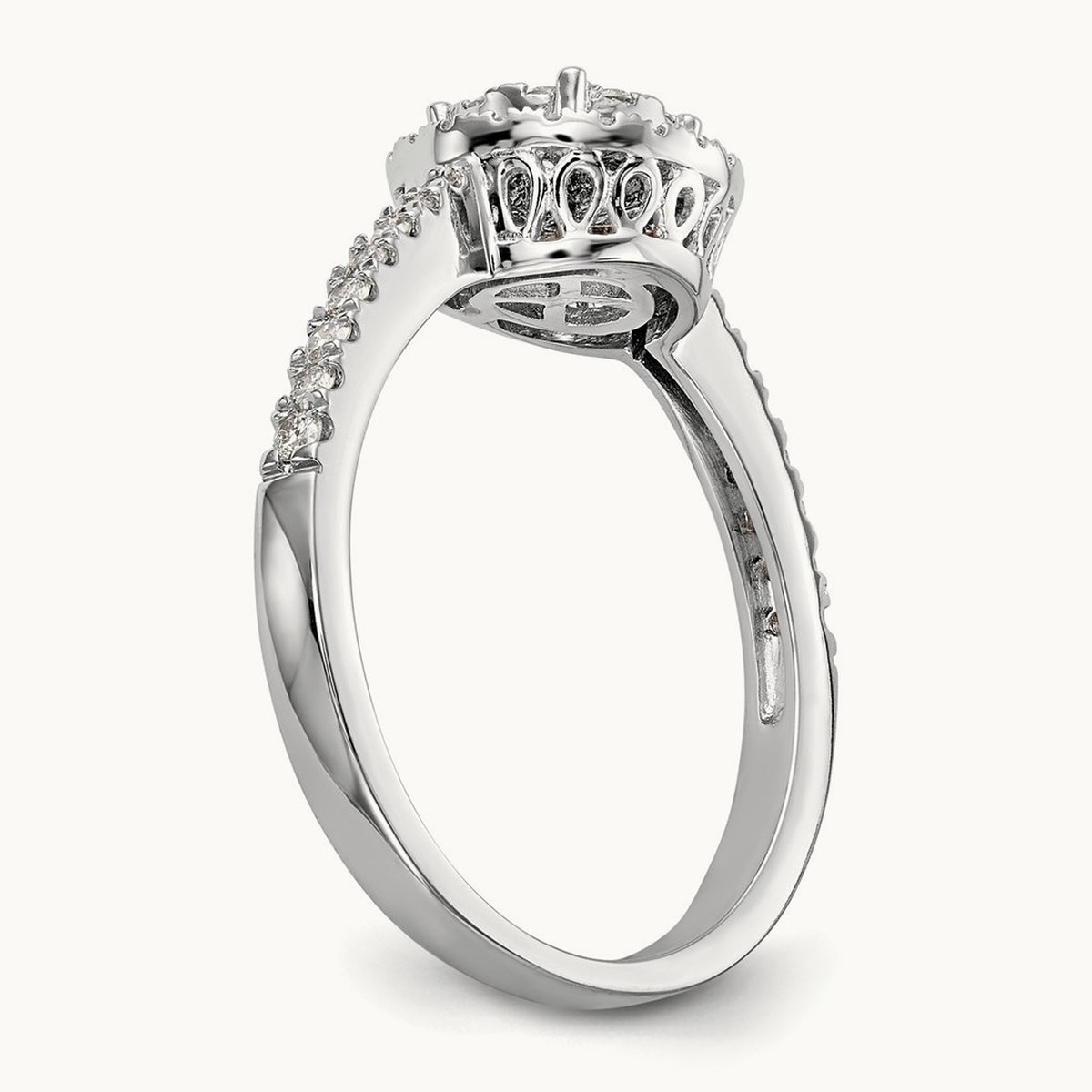 Cluster Engagement Ring — Standard, 7