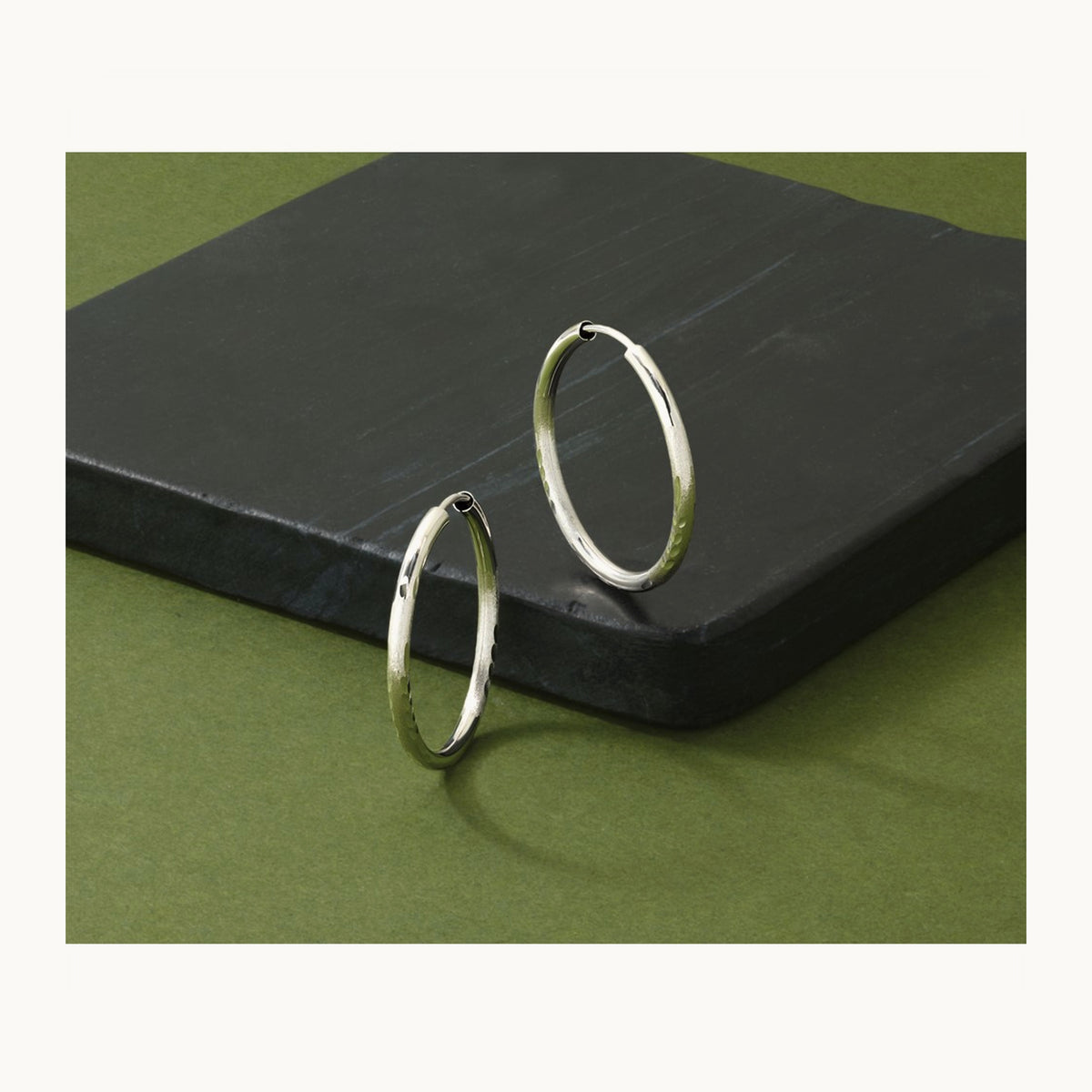 Diamond-cut Endless Hoop Earrings — 20mm, 2mm