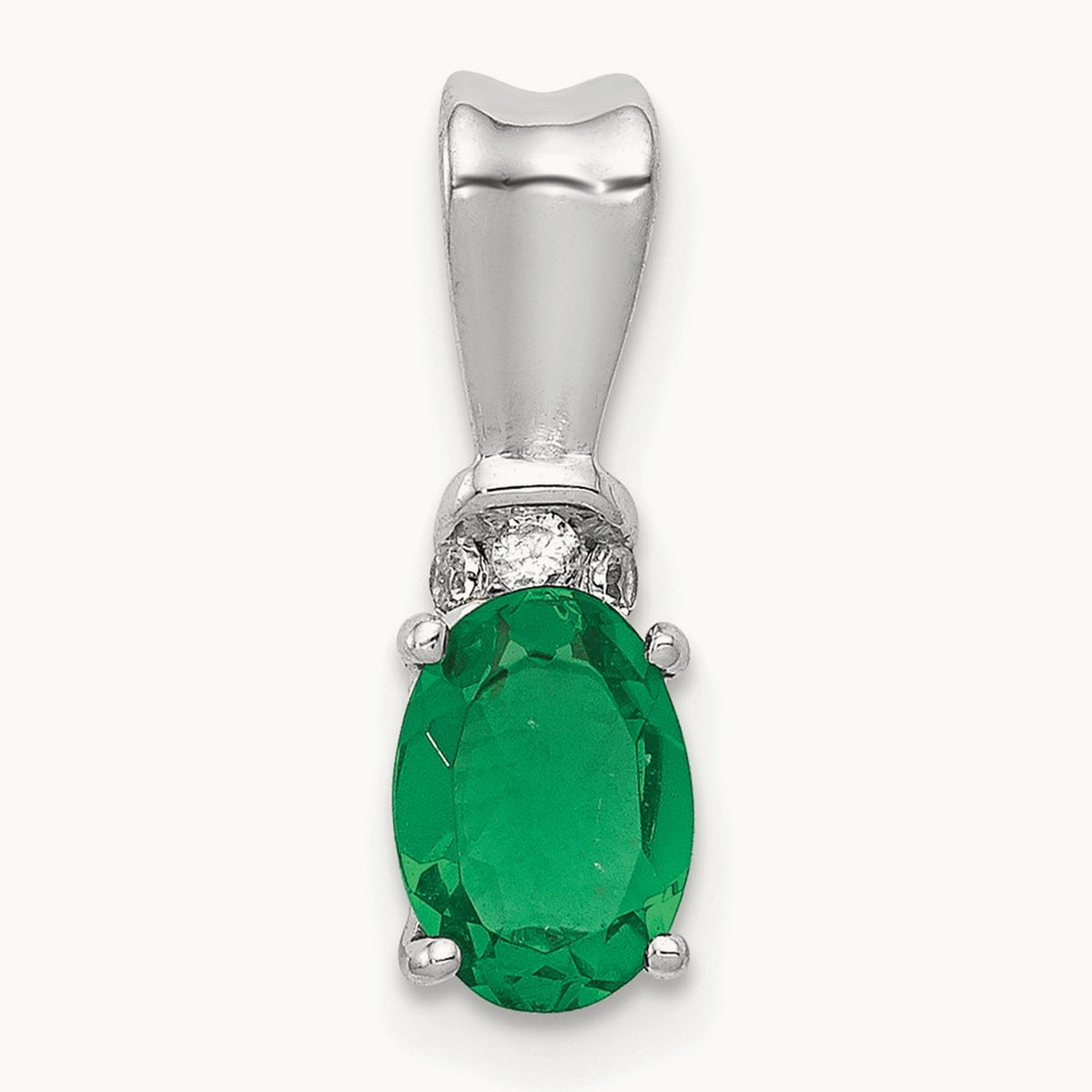 Diamond and Oval Emerald Pendant — photo set