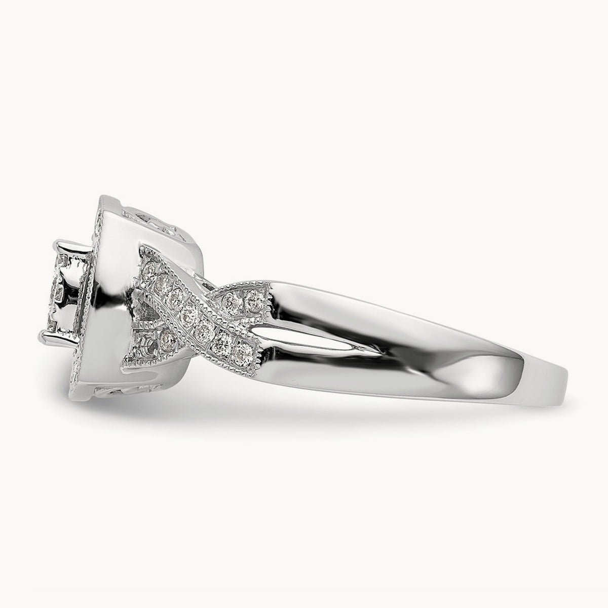 Complete Diamond Cluster Engagement Ring — photo set