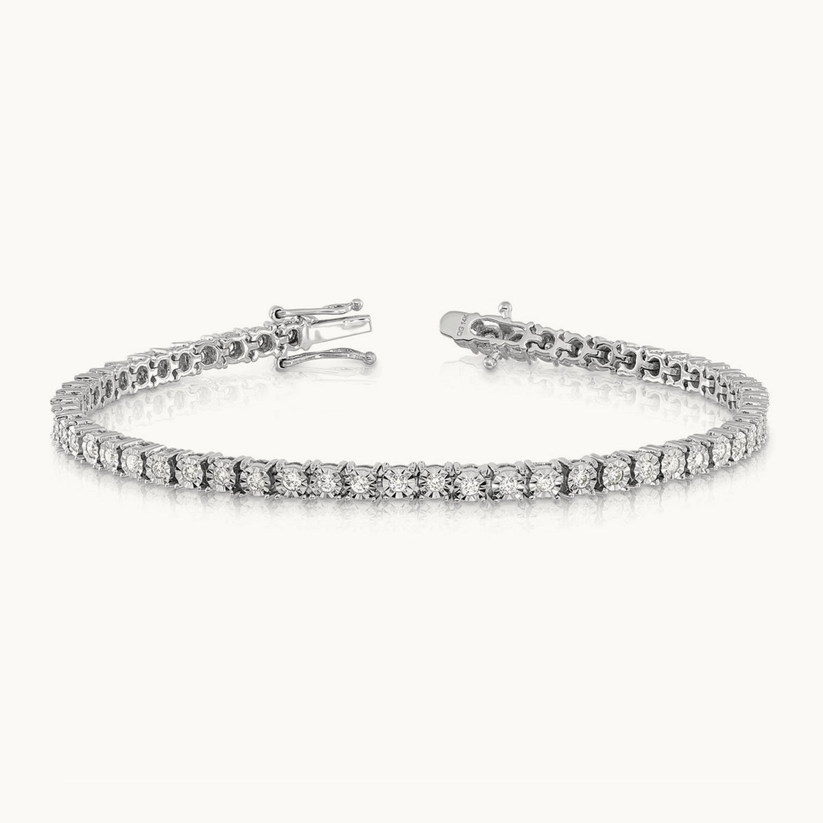 Illusion Setting Diamond Bracelet — 14K White Gold