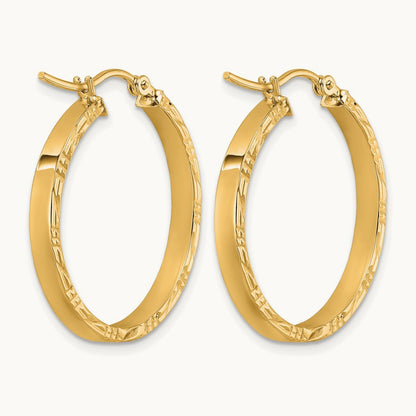 Diamond-cut Edge Medium Polished Hoop Earrings — 10K Yellow Gold