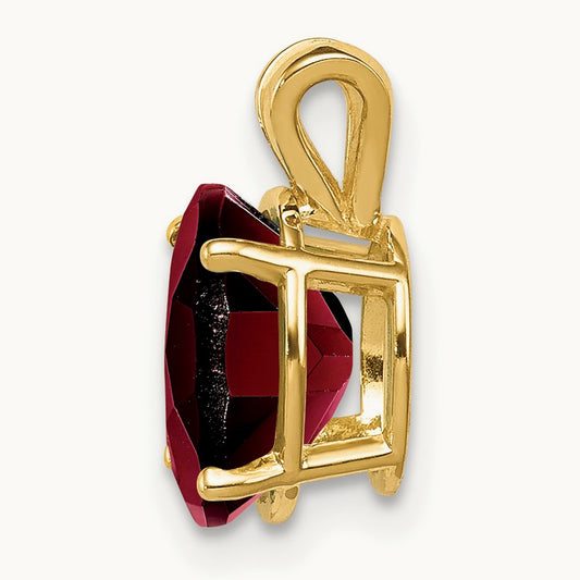 9x7mm Oval Garnet pendant, 14K
