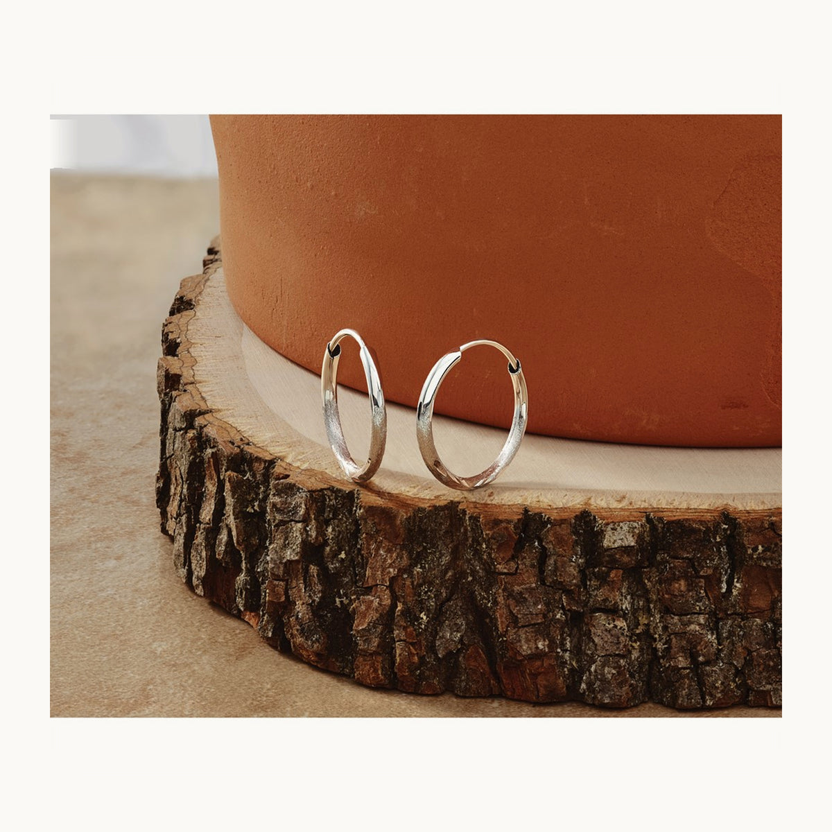 Diamond-cut Endless Hoop Earrings — 14mm, 1.5mm