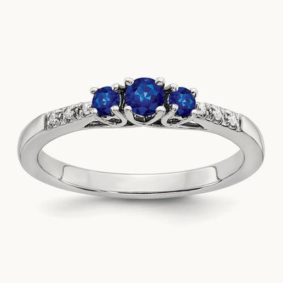 Sapphire and Diamond 3-stone Ring — photo set