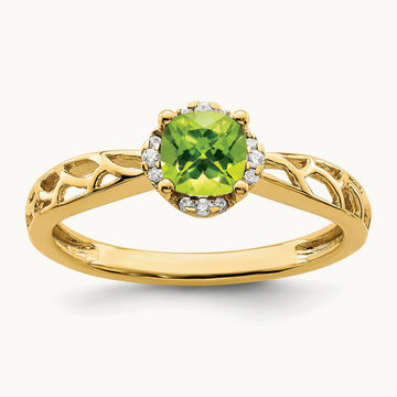 Polished Peridot and Diamond Ring — photo set