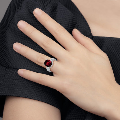 Oval Garnet AA Diamond ring — photo set