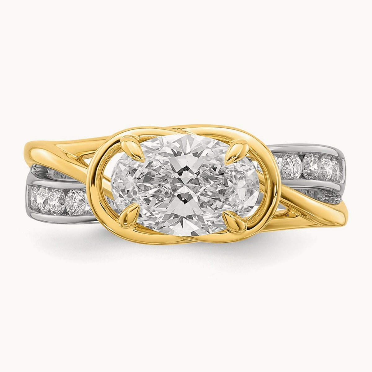 14ktt Certified Oval Center Lab Grown Diamond VS+ F+ Ring