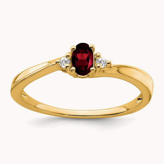 Garnet and Diamond Ring — photo set