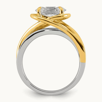 14ktt Certified Oval Center Lab Grown Diamond VS+ F+ Ring
