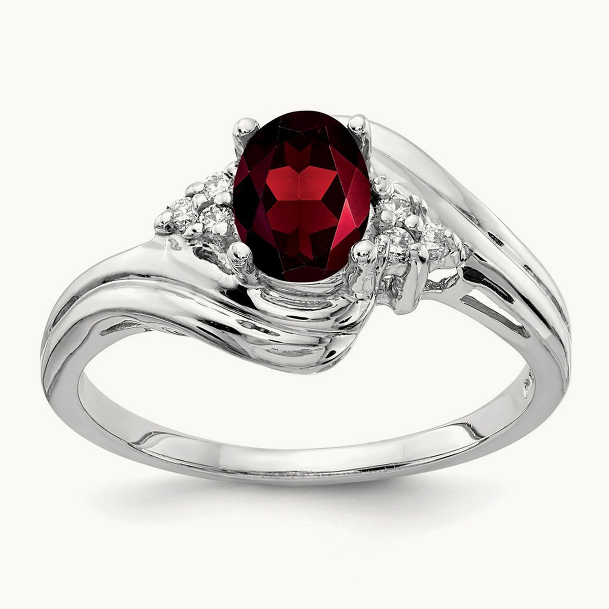 Oval Garnet AA Diamond ring — photo set