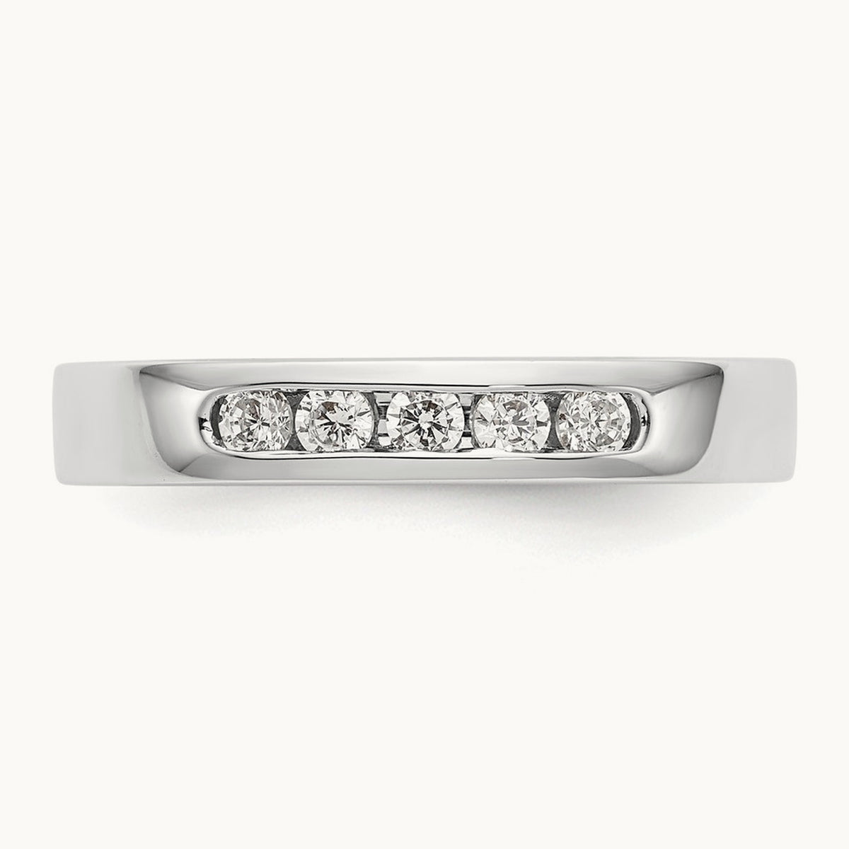 Setting: 5- Stone Closed Channel Band Mounting, 2.0mm — 14K White Gold