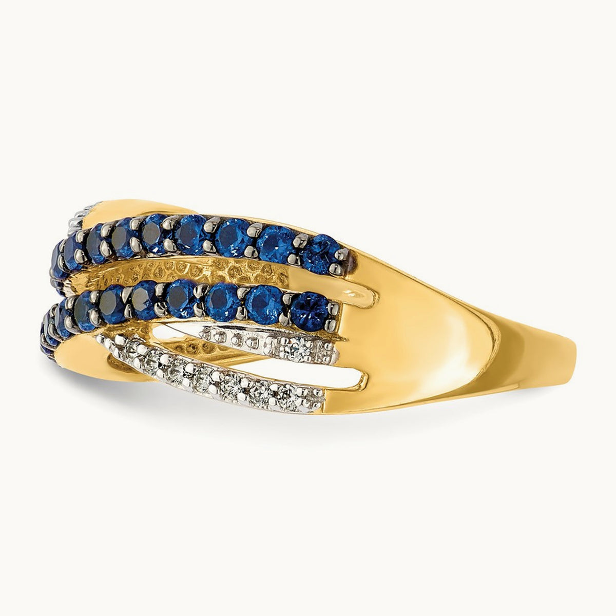 Sapphire and Diamond Ring — photo set