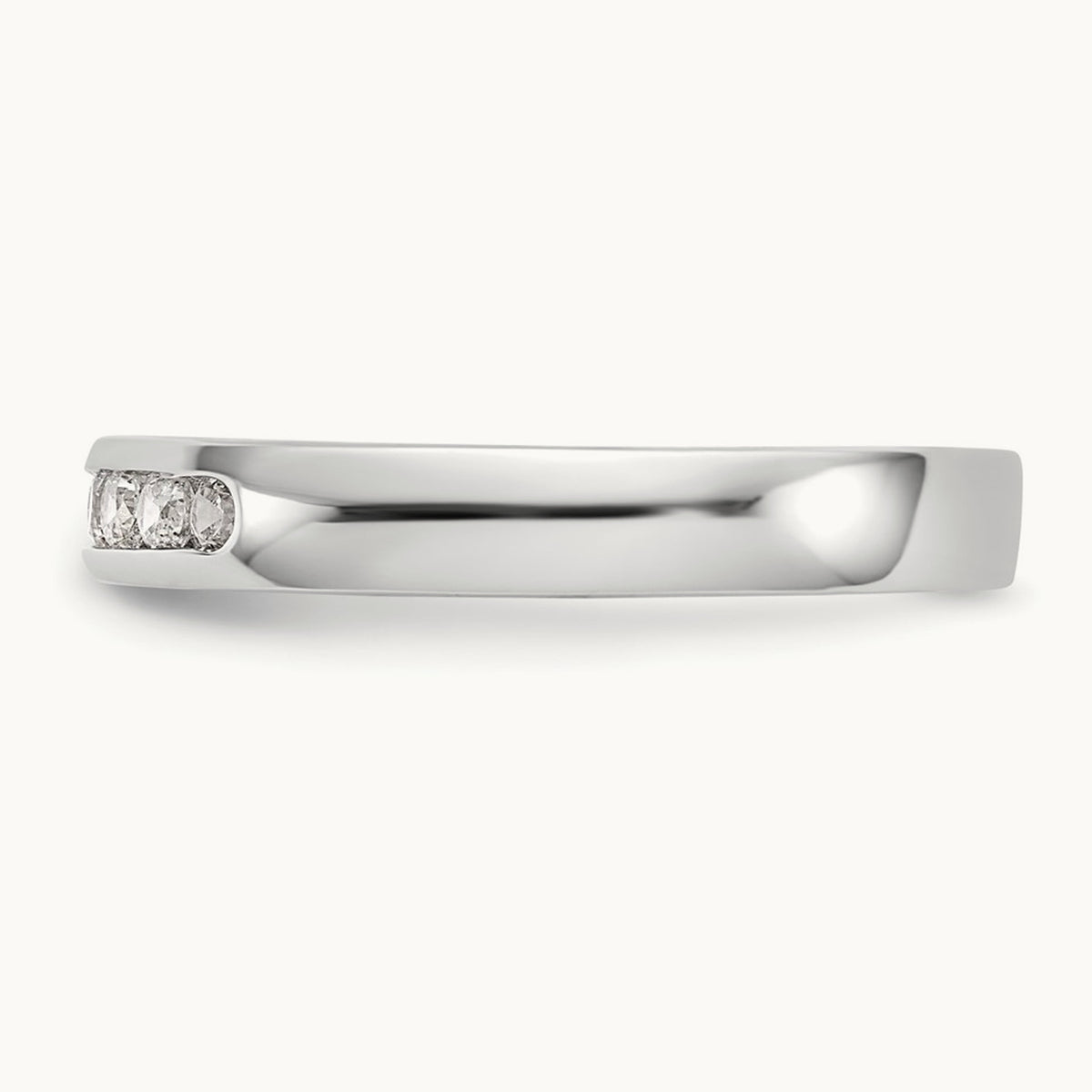 Setting: 7- Stone Closed Channel Band Mounting, 2mm — 14K White Gold