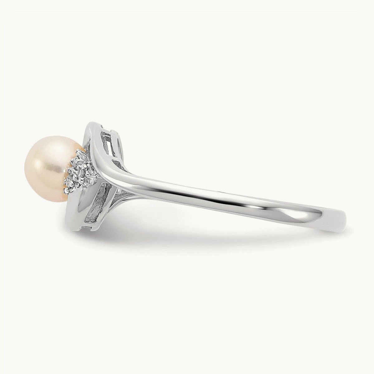 Freshwater Cultured Pearl and Diamond Ring — 14K White Gold, 0.018 ct, 7