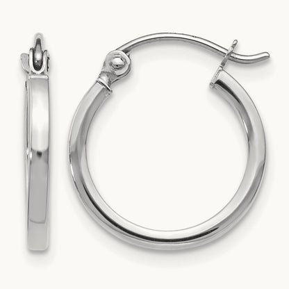 Polished Hoop Earrings, 10K White Gold — Leslie's