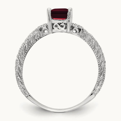 Garnet & AA Diamond Ring — photo set