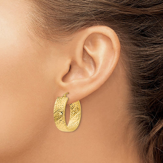 Diamond Cut Oval Hoop Earrings — photo set