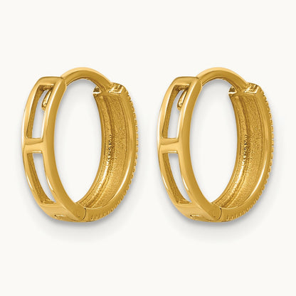 Polished Textured Huggie Hoop Earrings, 14K — Leslie's