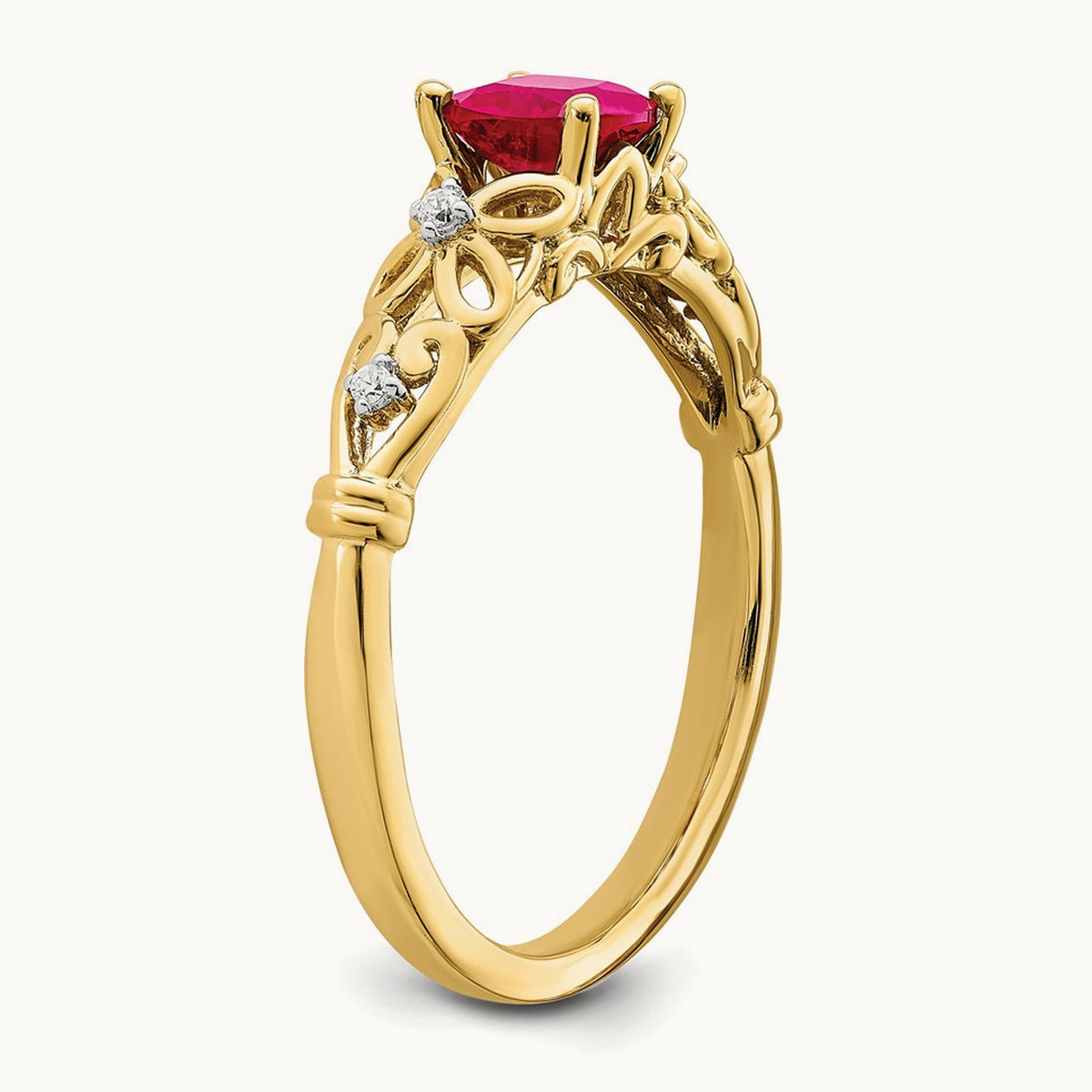 Polished Ruby and Diamond Ring — photo set