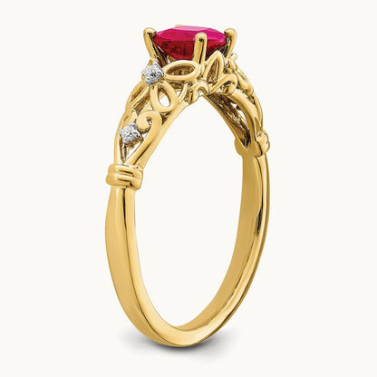 Polished Ruby and Diamond Ring — photo set