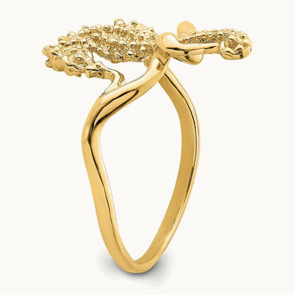 Polished / Textured / 2-D Seahorse Ring (Size 7), 14K