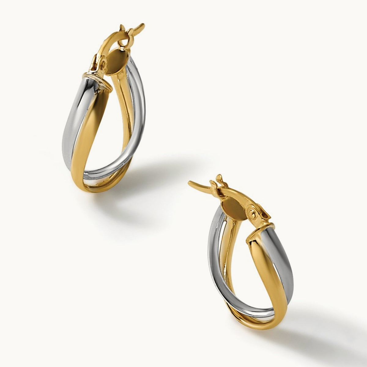 Leslie's with Polished Hoop Earrings — 20mm
