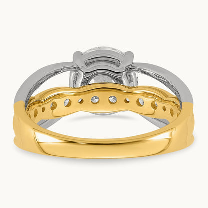 14ktt Certified Round Center Lab Grown Diamond VS+ F+ Ring