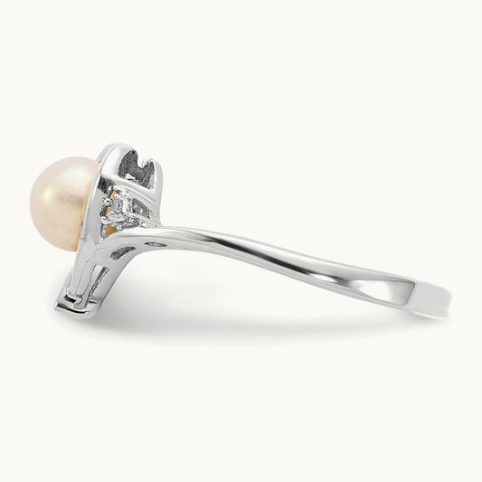 Freshwater Cultured Pearl and Diamond Heart Ring — 14K White Gold, 7