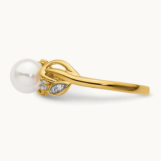 Polished Diamond and Pearl Fashion Ring — photo set