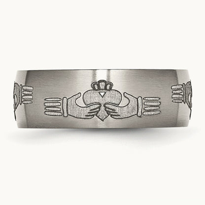 Brushed Claddagh Laser Design Band — photo set
