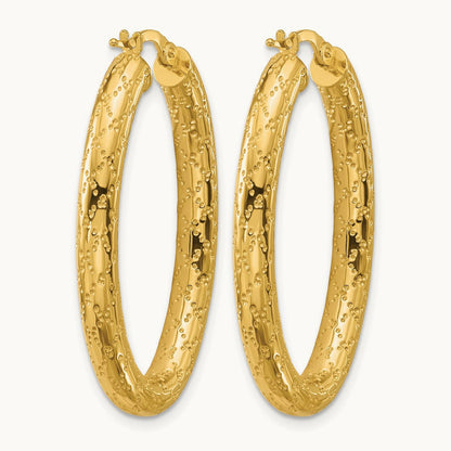 Polished Patterned Oval Hoop Earrings, 14K — Leslie's