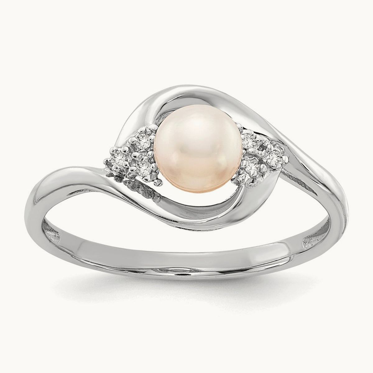 Freshwater Cultured Pearl and Diamond Ring — 14K White Gold, 0.018 ct, 7