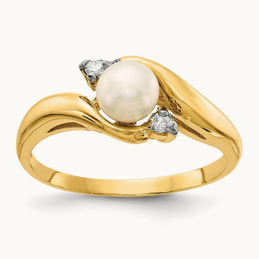 5- White Button Freshwater Cultured Pearl .04tw Diamond Ring, 6mm, 14K